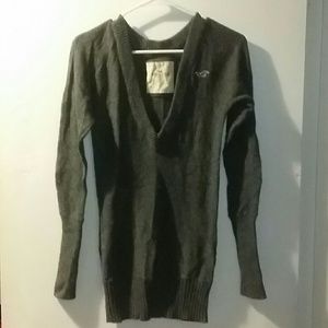 Gray Hollister V-Neck Sweater