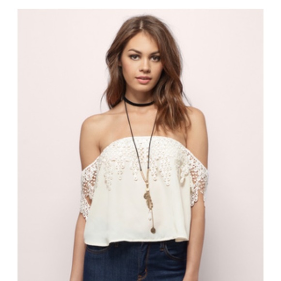 White off the shoulder crop top
