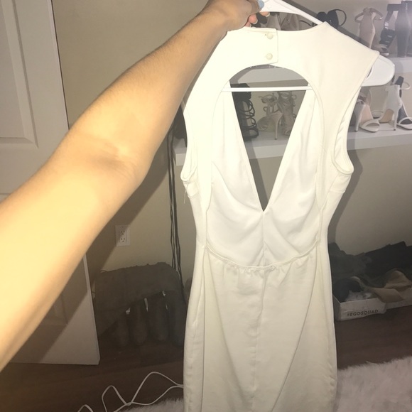 ✨Plunging Vneck Midi✨ - Picture 5 of 5