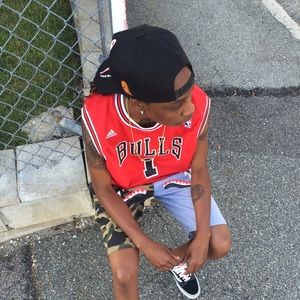 MEET YOUR POSHER ❗️❗️💥