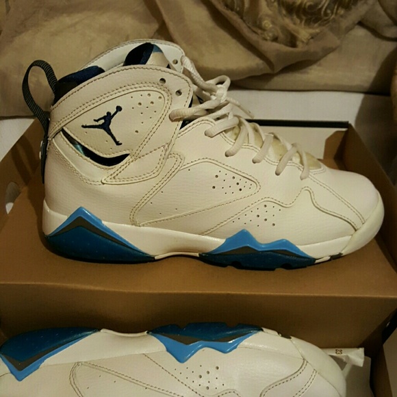 French blue retro 7's - Picture 2 of 4