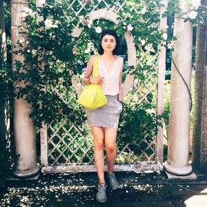 Meet your Posher, Elif