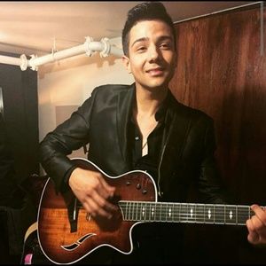 Meet your Posher, Nayeli