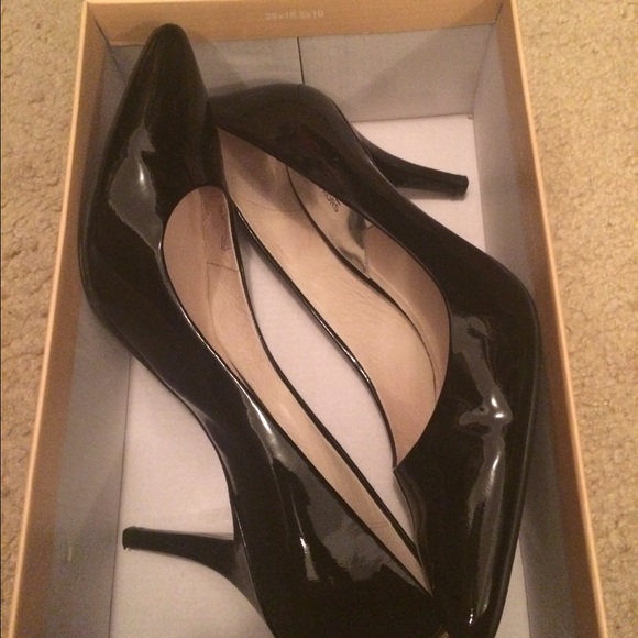 Michael Kors pumps