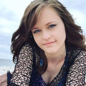 Meet your Posher, Julianne