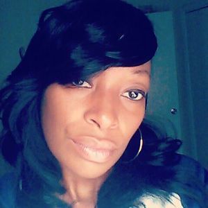 Meet your Posher, Detra