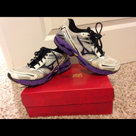 Mizuno running size 8.5