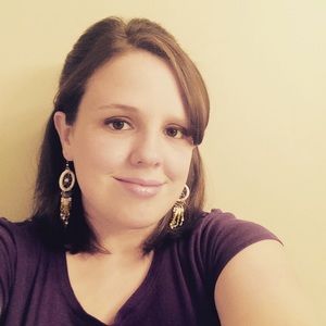 Meet your Posher, Casey