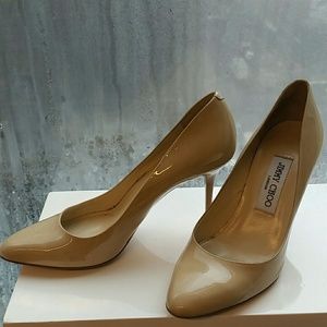 Jimmy Choo nude patent leather pump