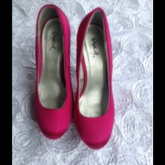 Hot Pink Qupid Shoes - Picture 1 of 3