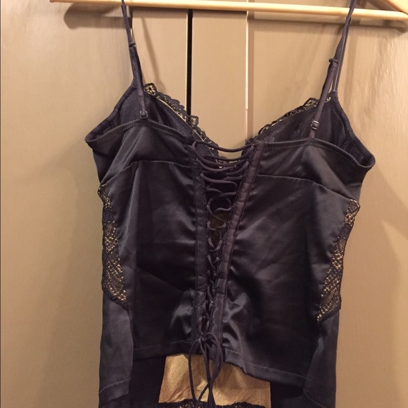 ON HOLD. . - Picture 2 of 3