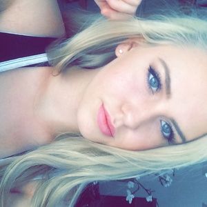 Meet your Posher, Jaci