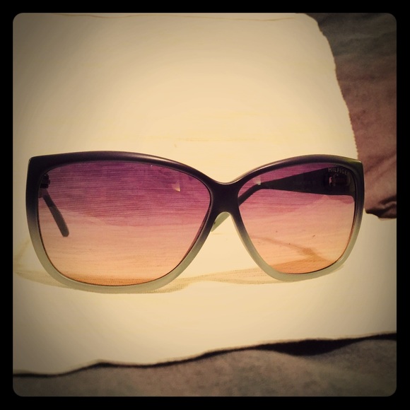 Tommy Hilfiger Sunglasses