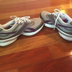 Reebok Easytone sneakers