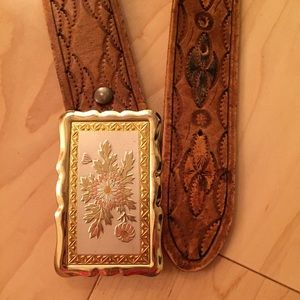 Vintage leather flower belt