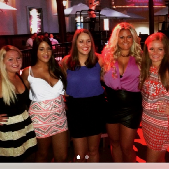 Meet your Posher, Briana - Picture 1 of 1