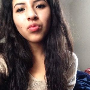 Meet your Posher, Milenia