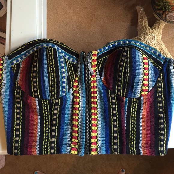 Crop top