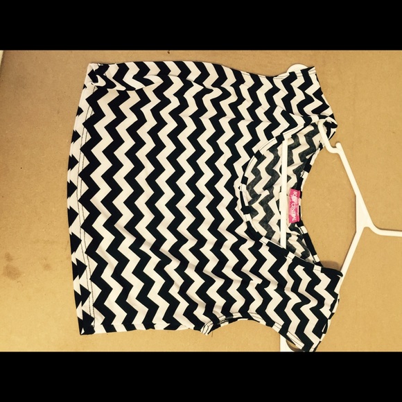 Chevron crop top
