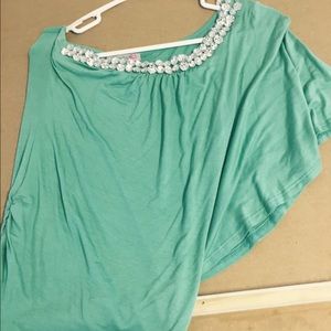 Off the shoulder