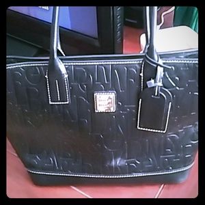 Dooney & Bourke purse $90