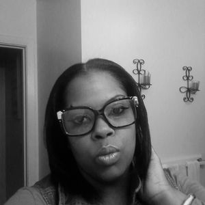 Meet your Posher, Monique'sofine