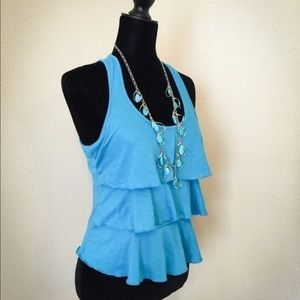 Ruffles zipper tank top