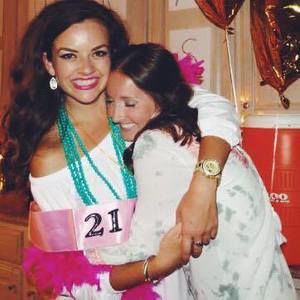 Meet your Posher, Laura