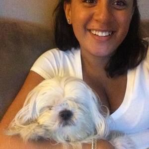 Meet your Posher, Dominique