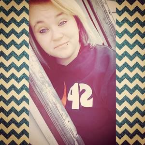 Meet your Posher, Lizzie