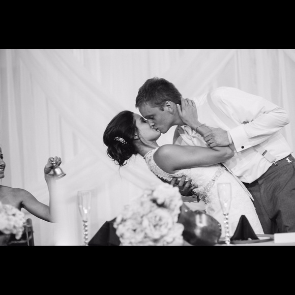 Meet your Posher, Sloane - Picture 1 of 1