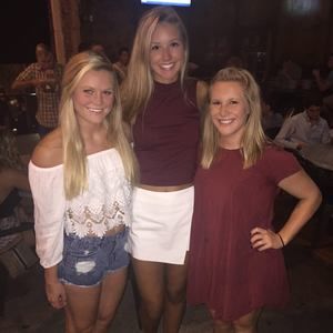 Meet your Posher, Molly