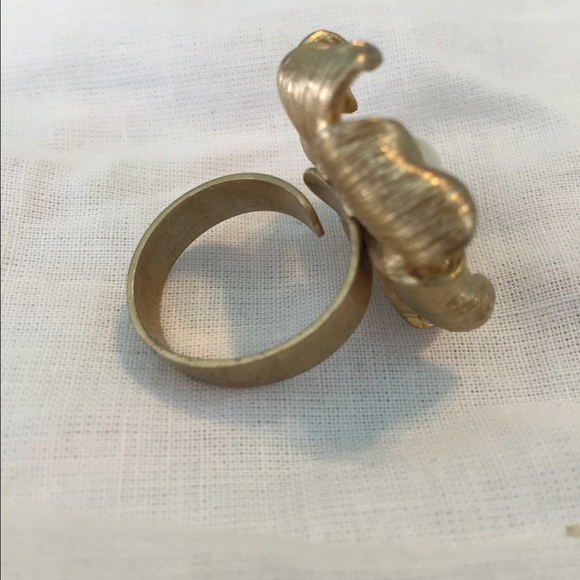 Stella and Dot ring - Picture 2 of 2