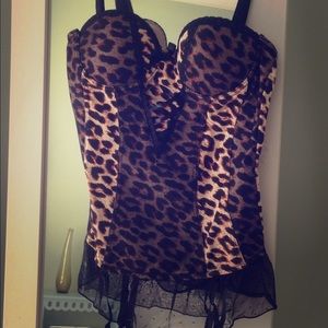 Sm 32B New Halloween Leopard Bustier with GString