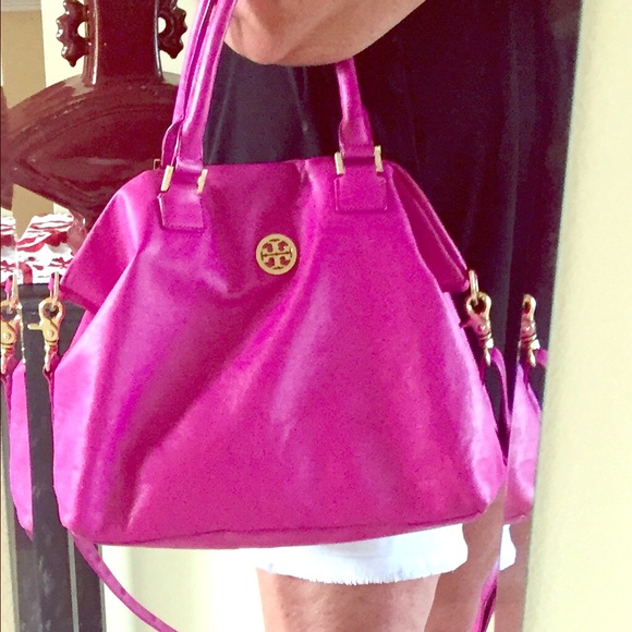 Authentic Tory Burch (unsure of name😕💖😕)