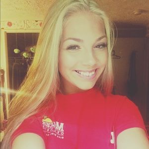 Meet your Posher, Haylee