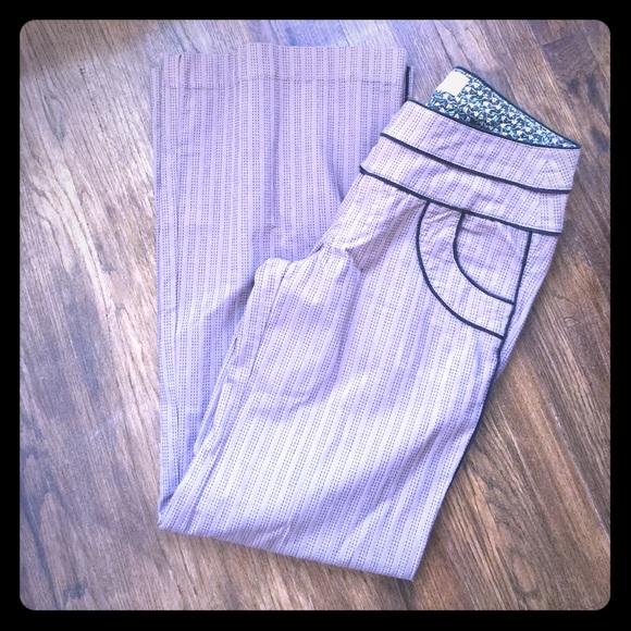 Anthropologie Wide Legs w/ Black Piping