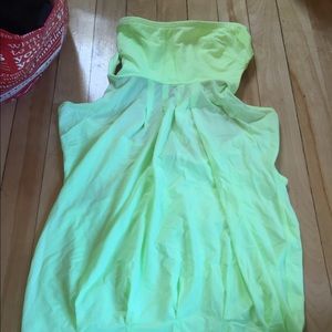 Lululemon green tank size 2