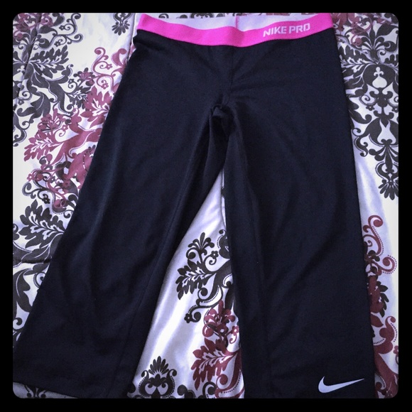 Nike pro!