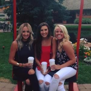 Meet your Posher, Katelyn