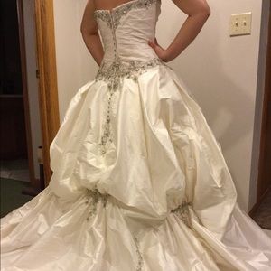 Justin Alexander wedding dress