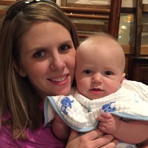 Meet your Posher, Lauren