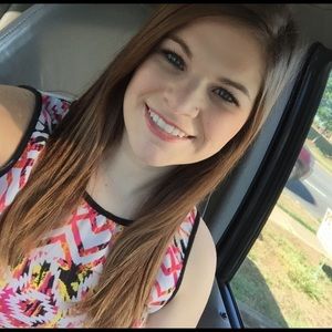 Meet your Posher, Kelley