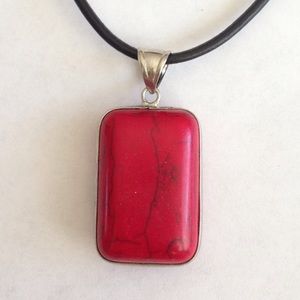 Natural :gemstone pendant with necklace