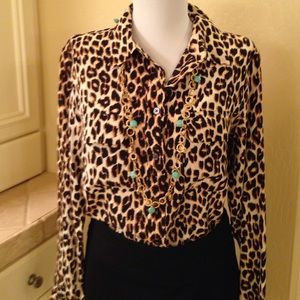 Leopard print "equipment" blouse.100%silk soie.
