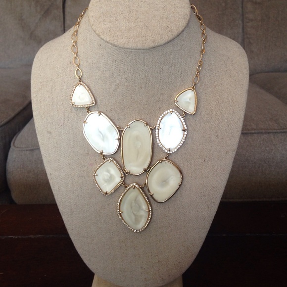 Stella and Dot Necklace