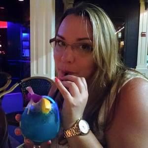 Meet your Posher, Renee