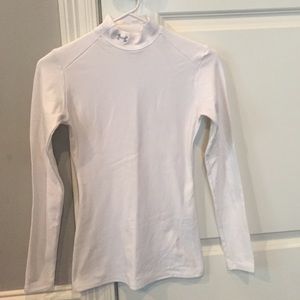 Under Armour Longsleeve compression shirt, size S.