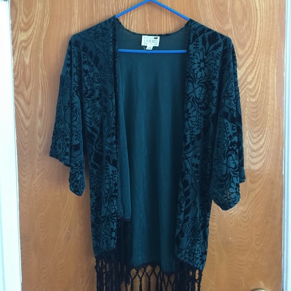 Velvet kimono brand new never been worn 💖