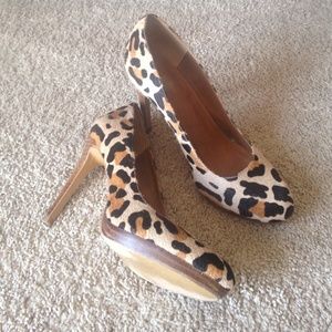 Sold!! BCBG Heels